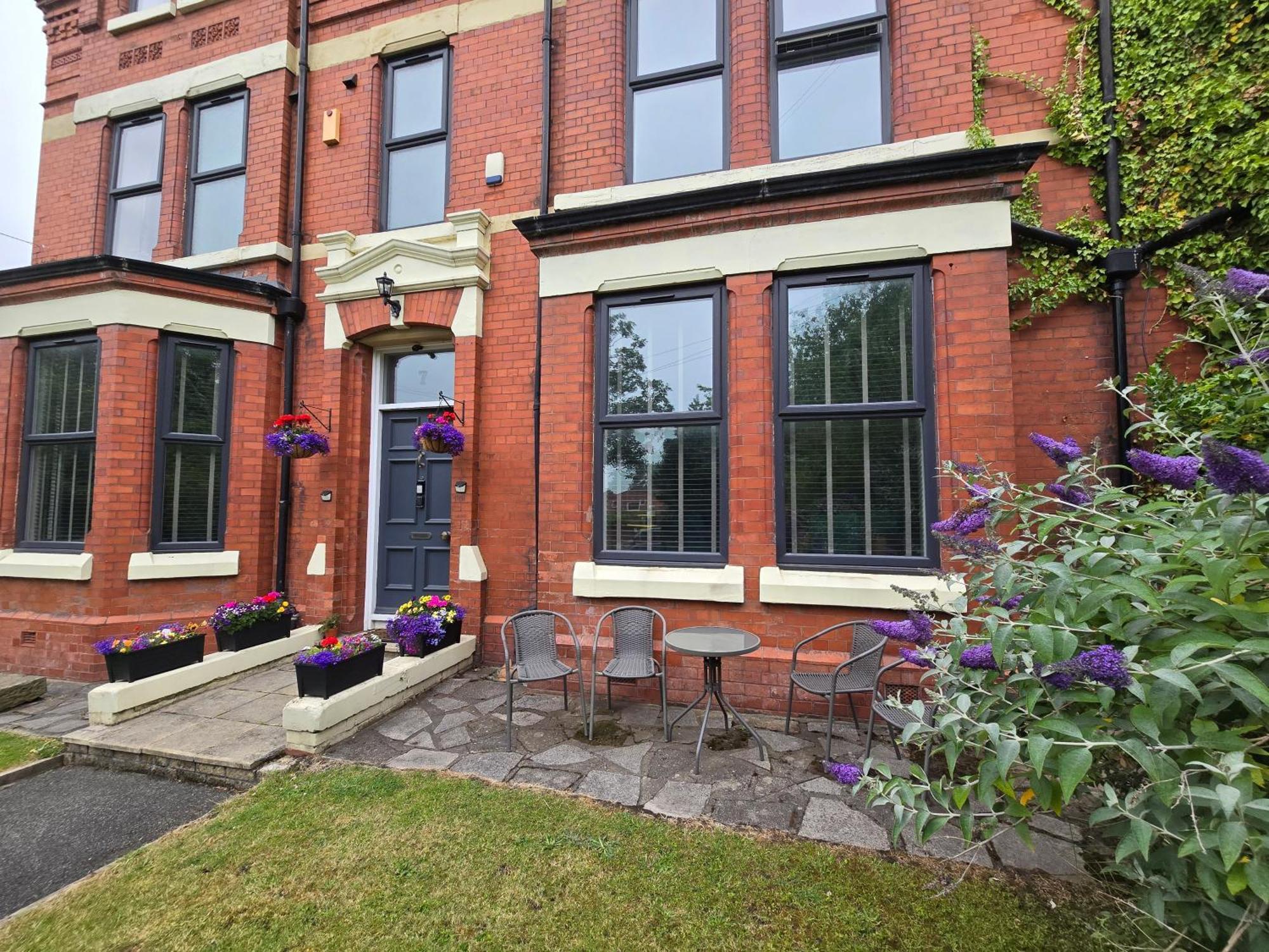 Victorian Renovation Room 8 Bootle  Exterior photo